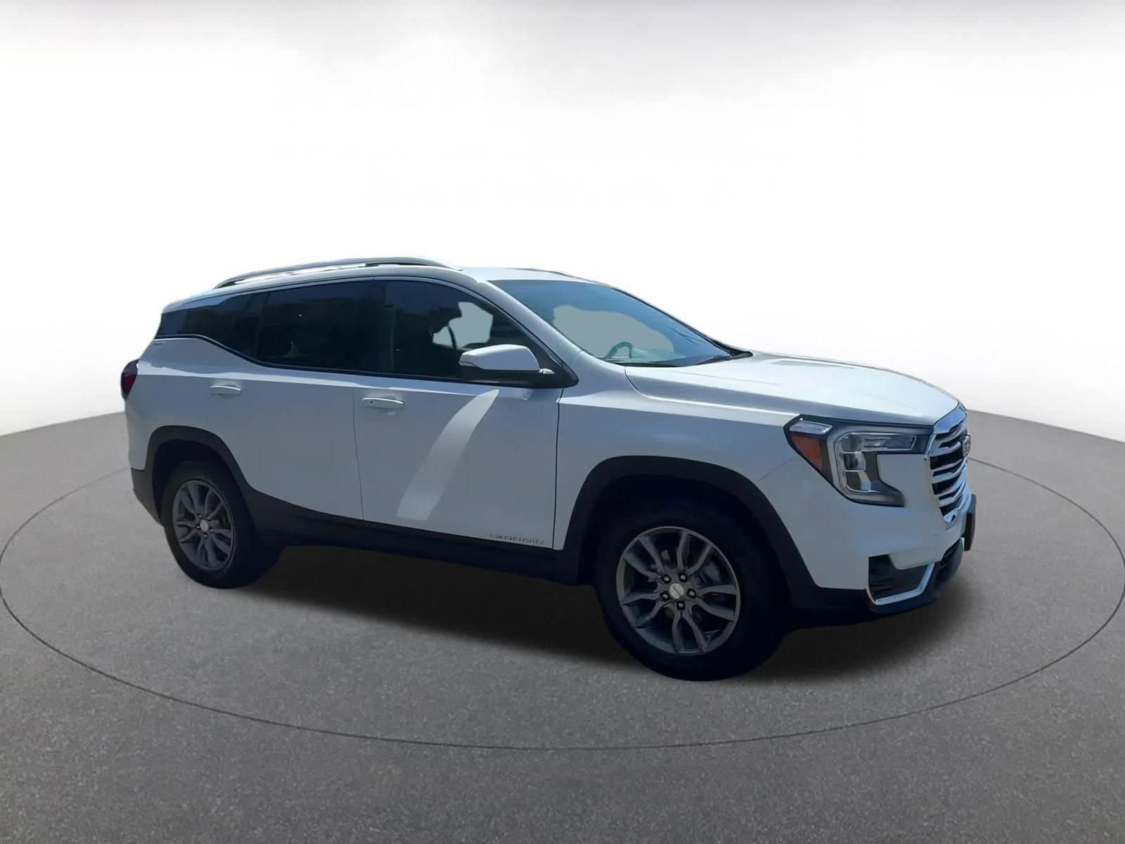 2024 GMC Terrain SLT 2