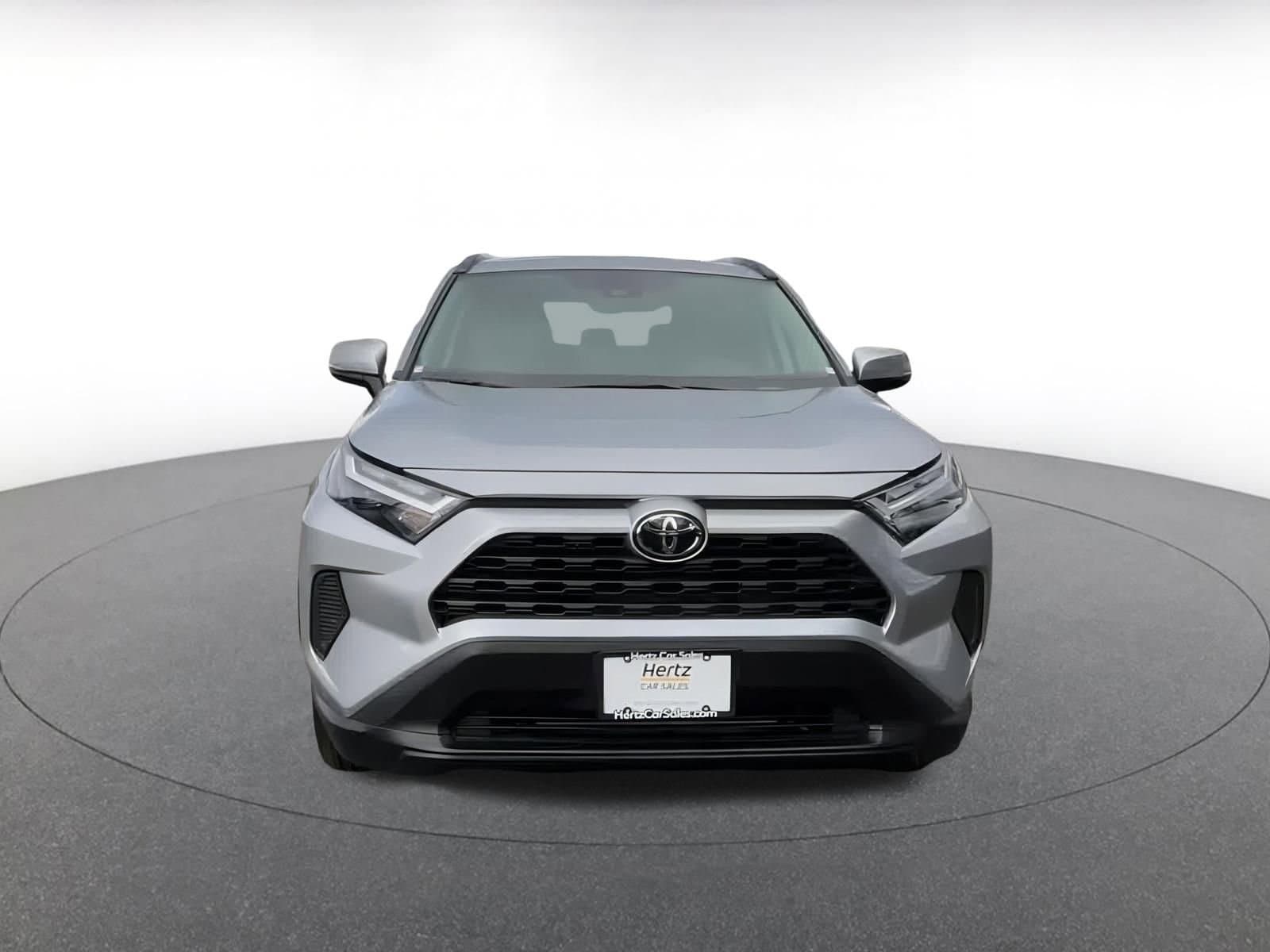 Thumbnail: 2025 Toyota RAV4 - 4