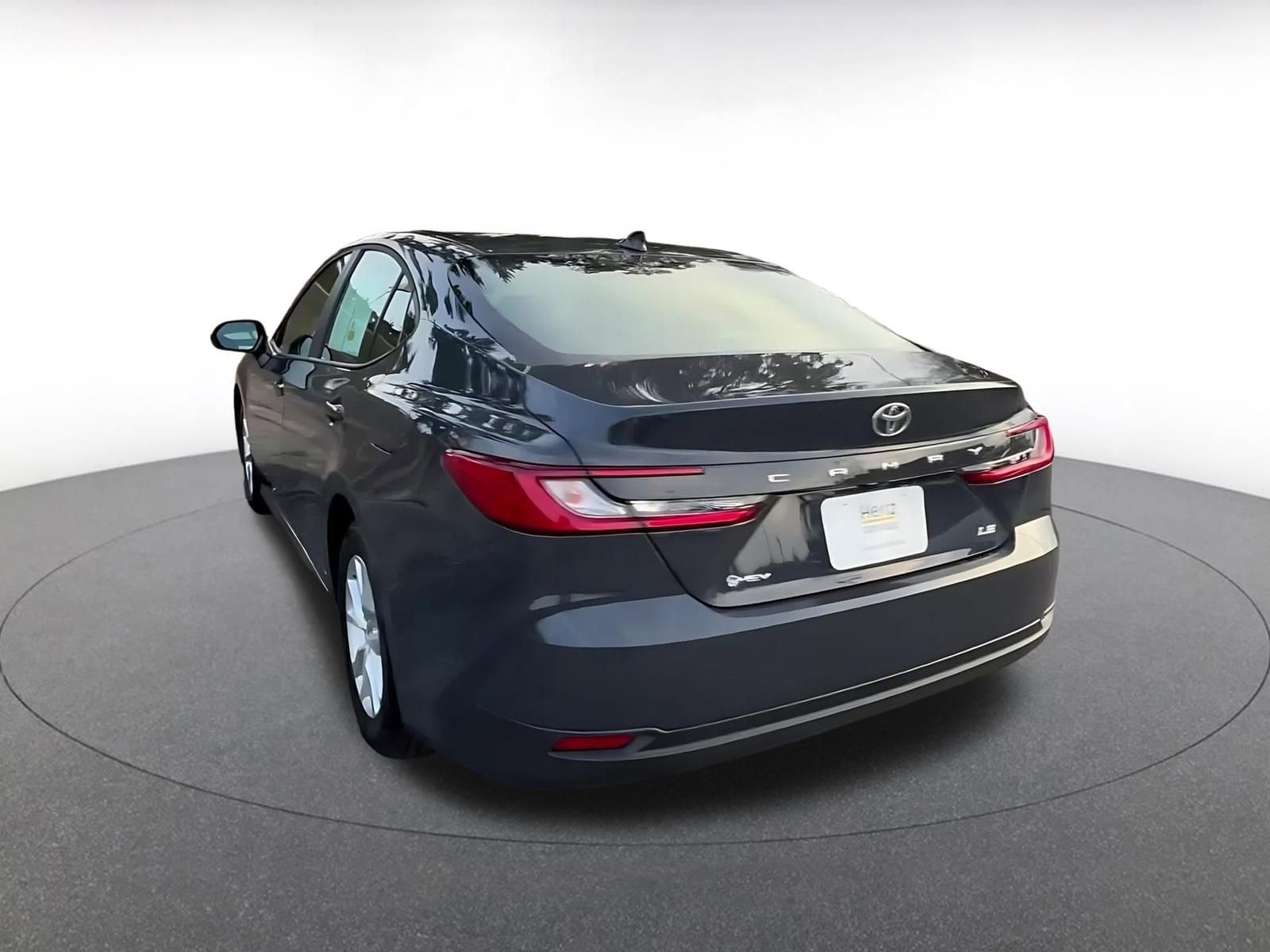 Thumbnail: 2025 Toyota Camry - 11