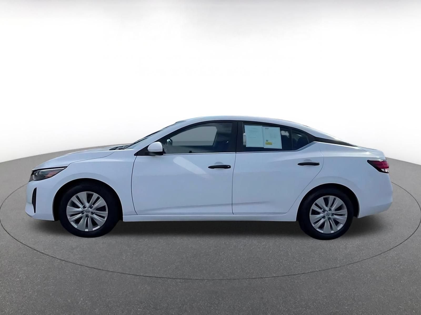 Thumbnail: 2025 Nissan Sentra - 9