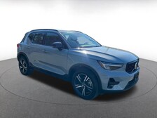 2024 Volvo XC40 B5 Core -
                  Seattle, WA