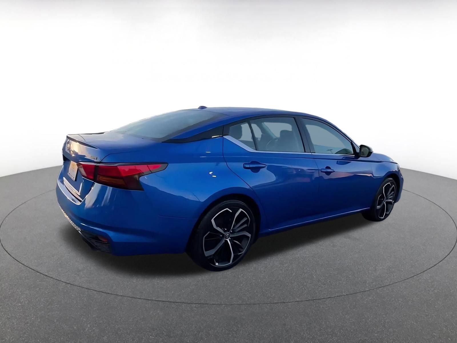 Thumbnail: 2025 Nissan Altima - 14