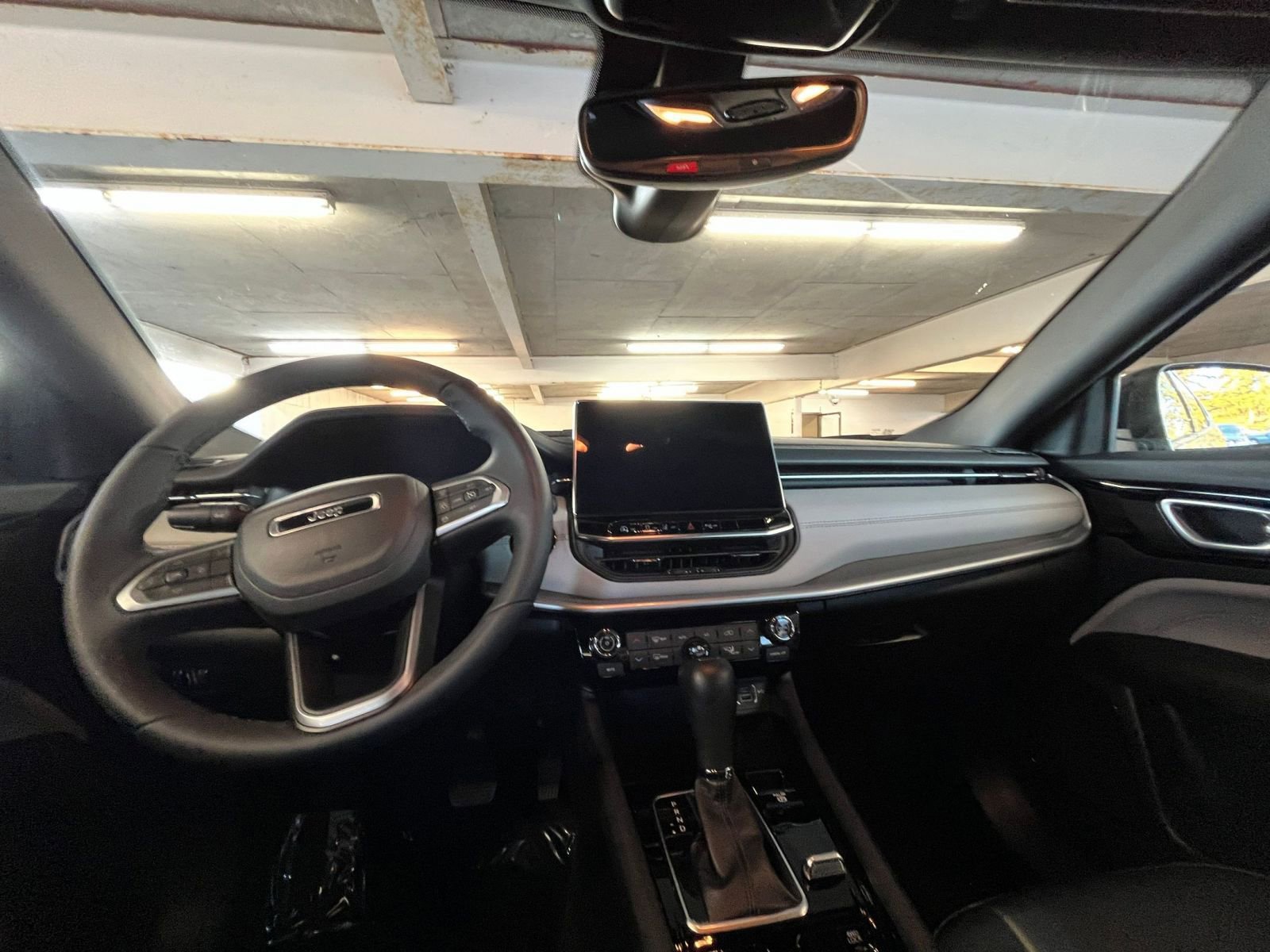 Thumbnail: 2025 Jeep Compass - 34