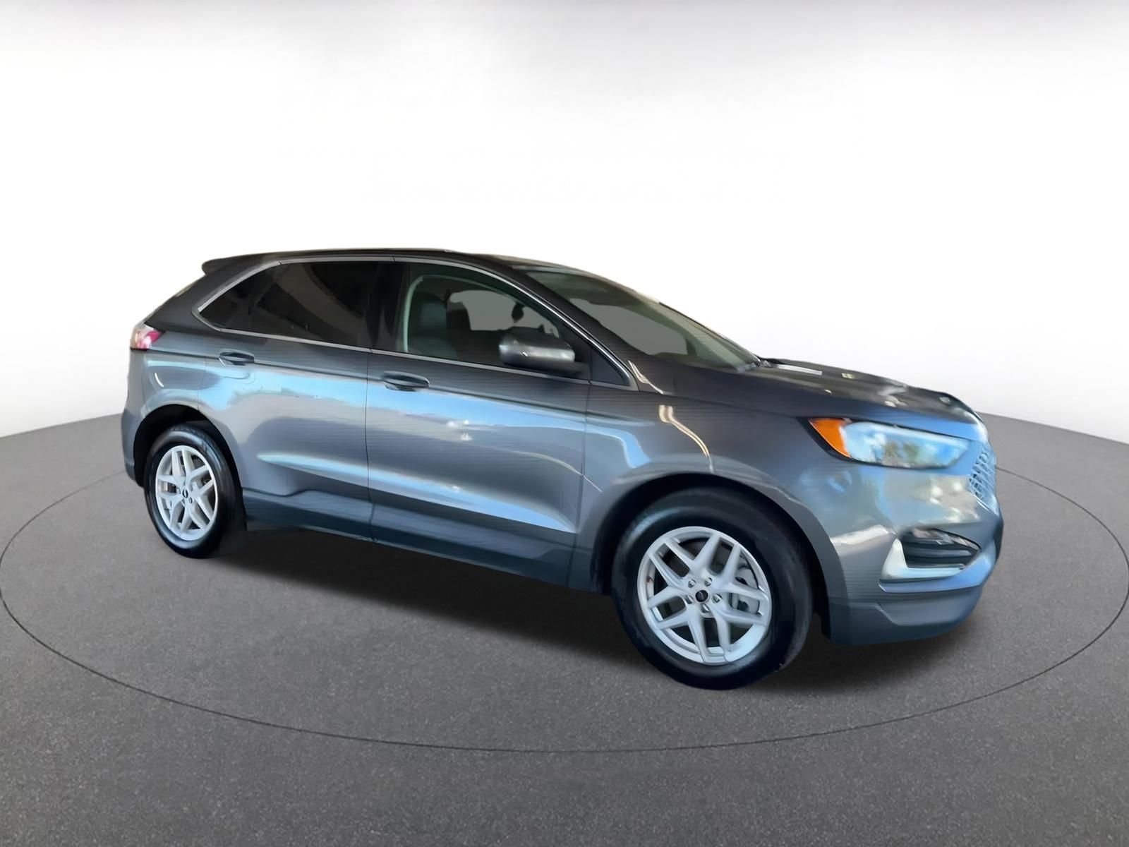 Thumbnail: 2024 Ford Edge - 2