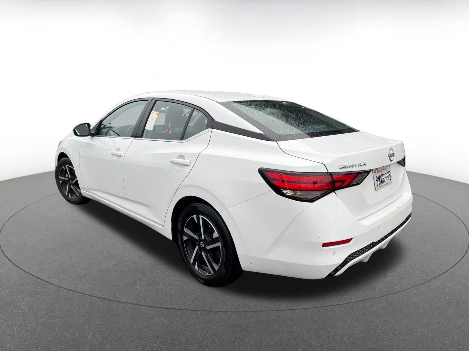 Thumbnail: 2025 Nissan Sentra - 5