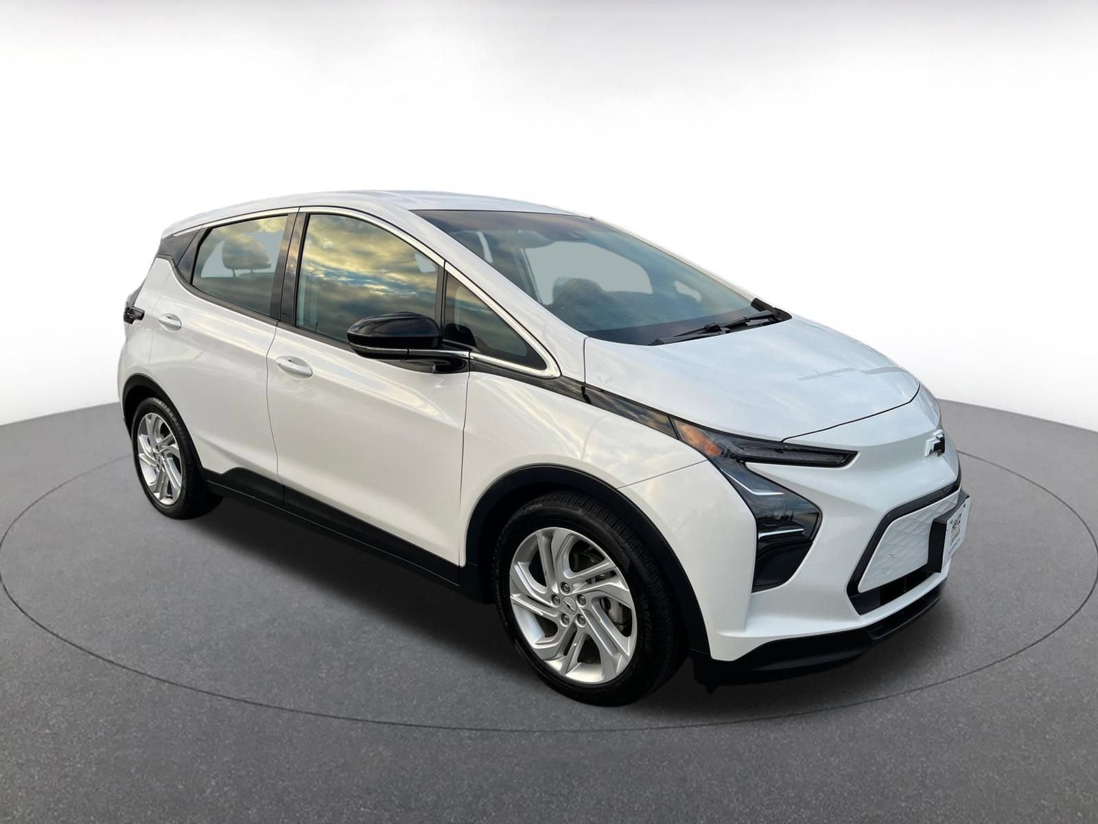 Thumbnail: 2023 Chevrolet Bolt EV - 1