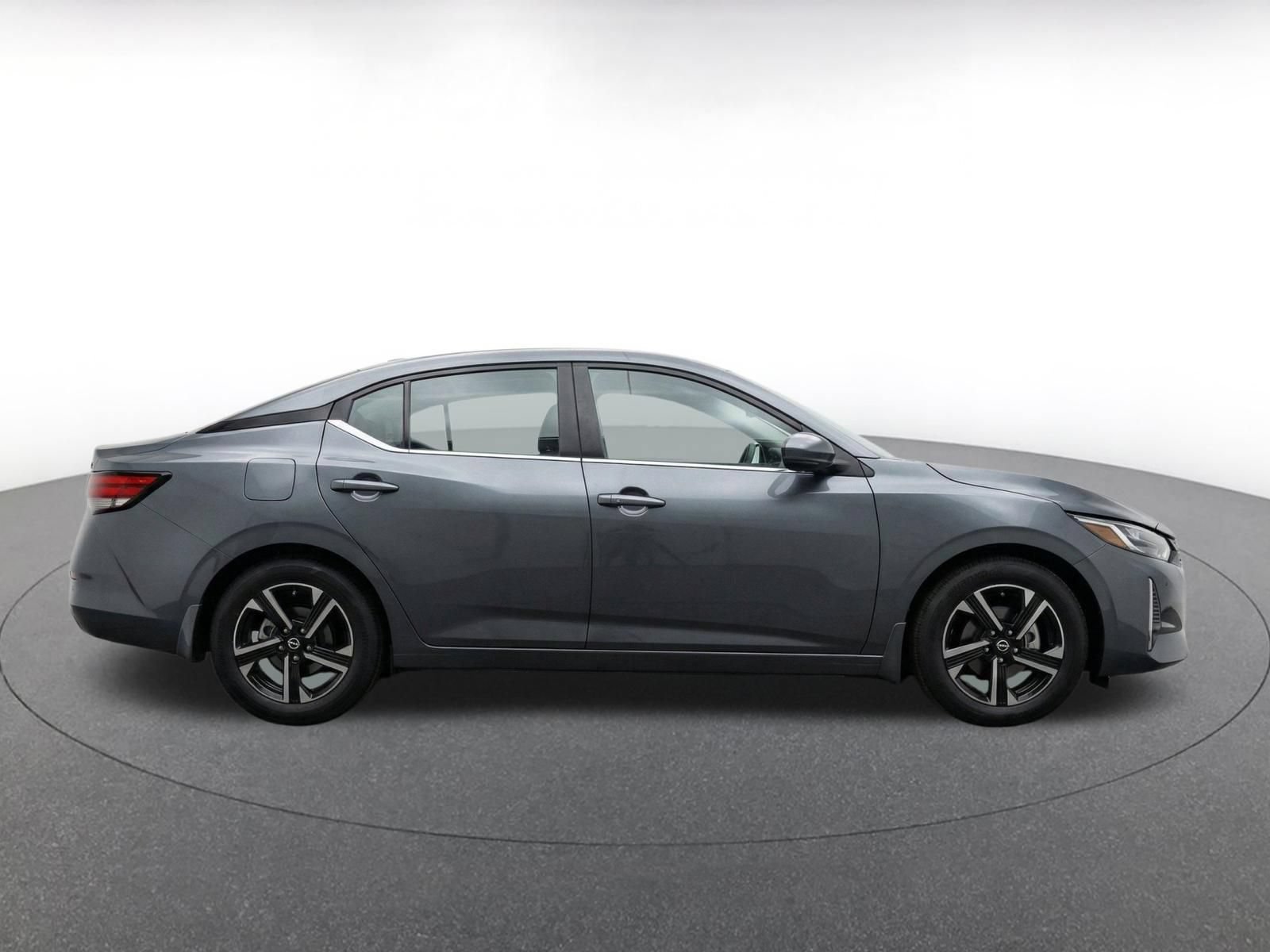 Thumbnail: 2025 Nissan Sentra - 10