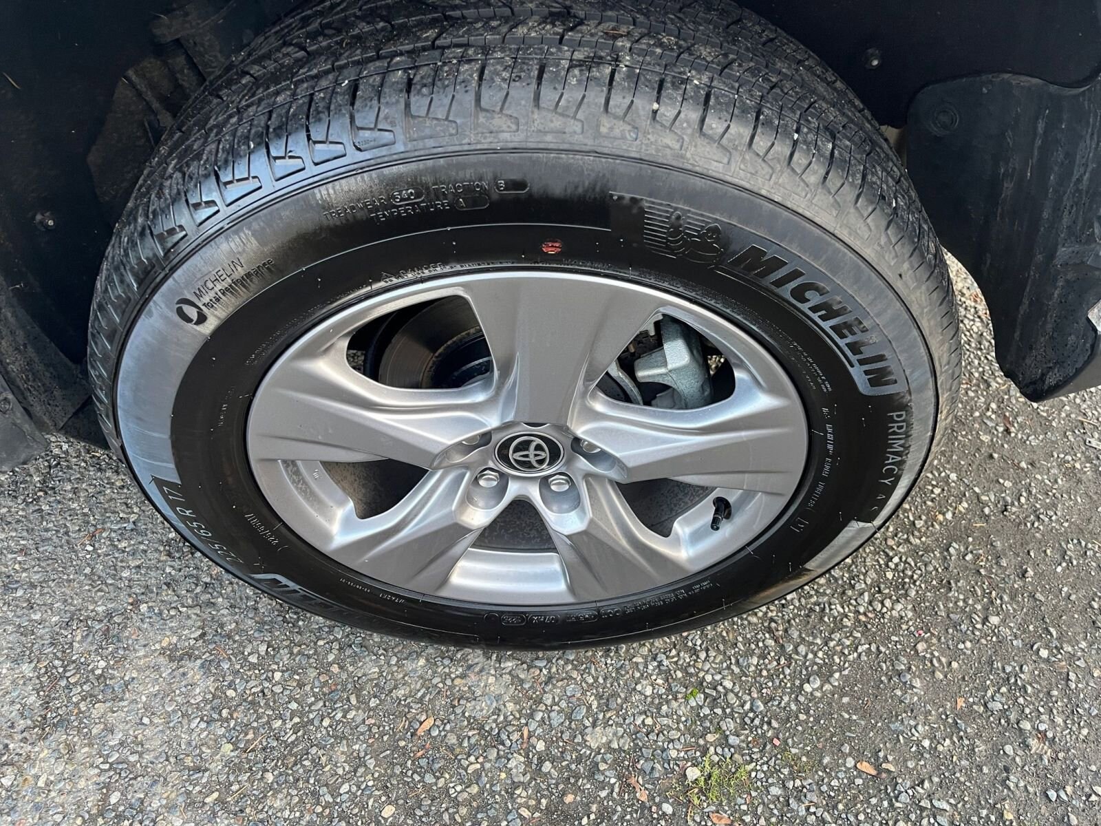 Thumbnail: 2025 Toyota RAV4 - 31