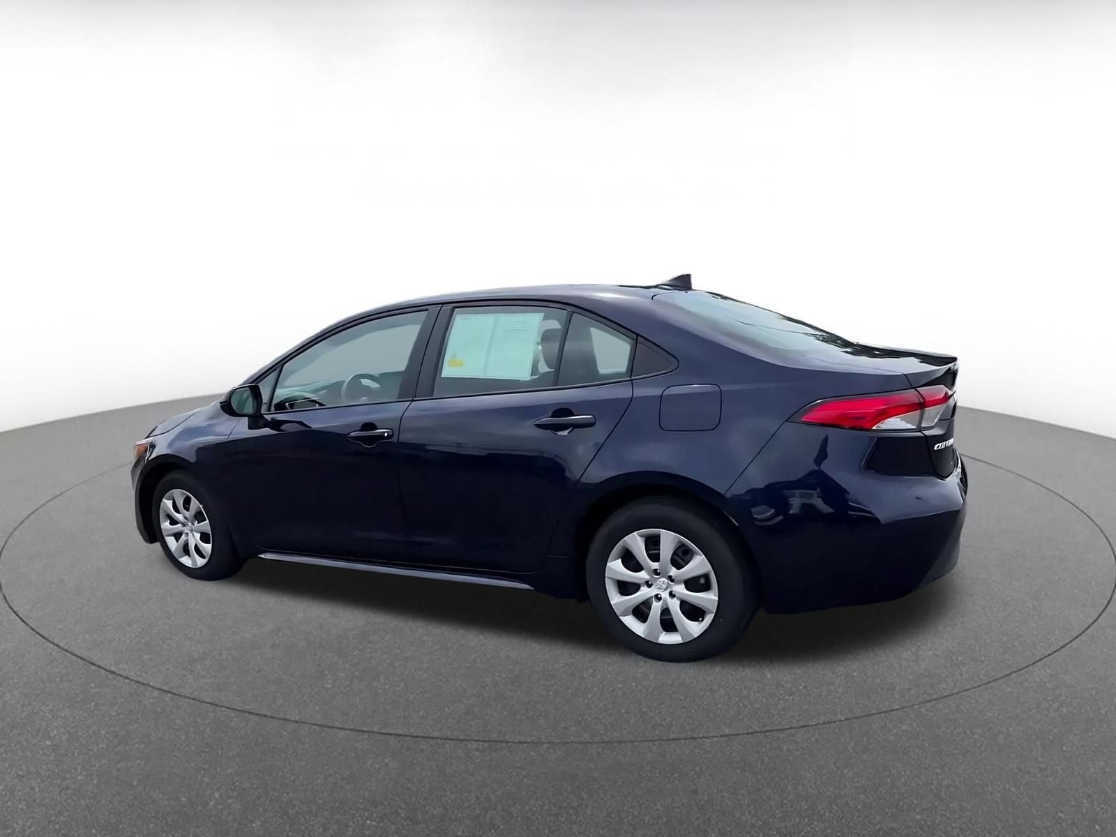 Thumbnail: 2025 Toyota Corolla - 9