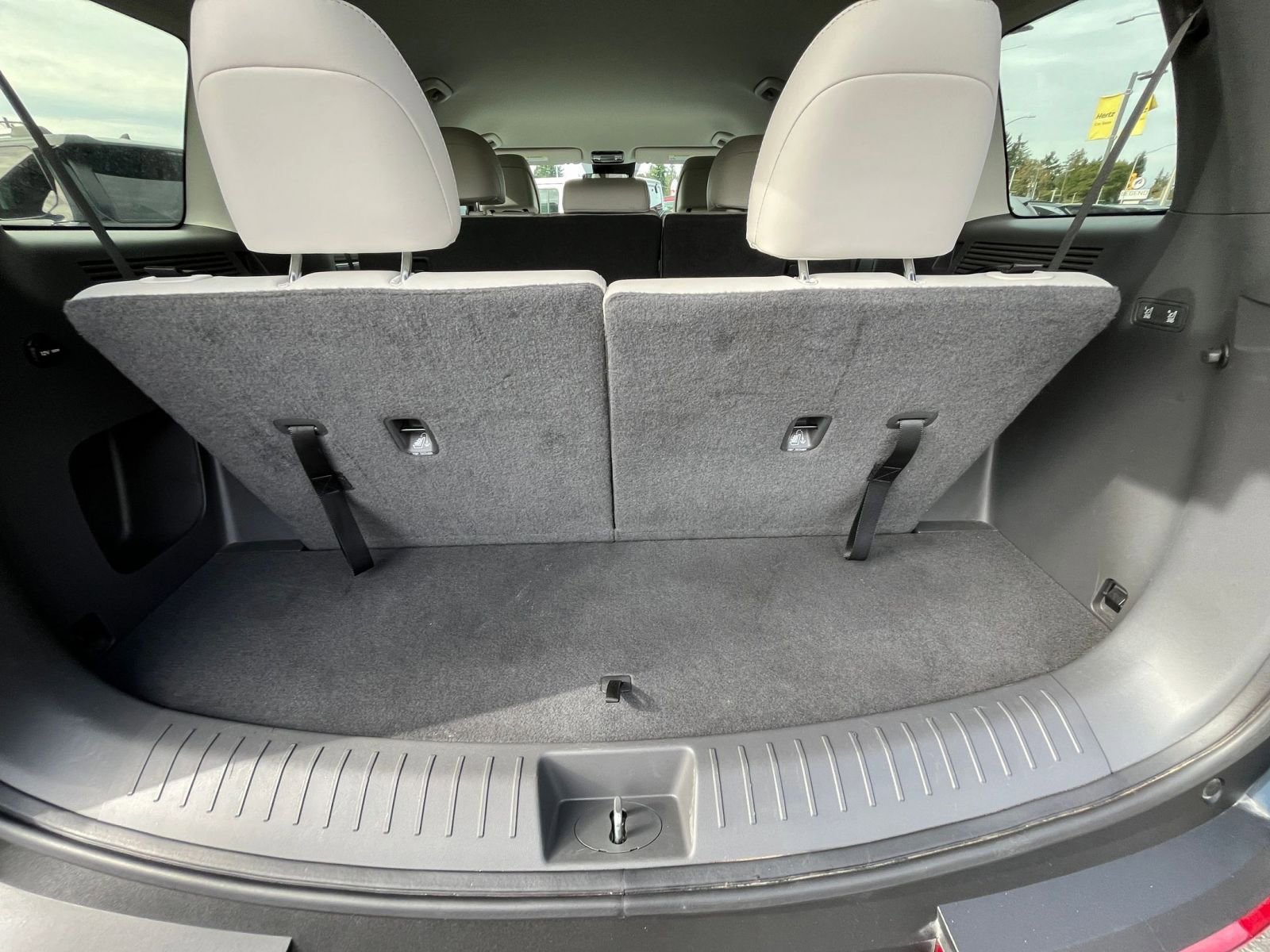 Thumbnail: 2025 Hyundai Santa Fe - 31