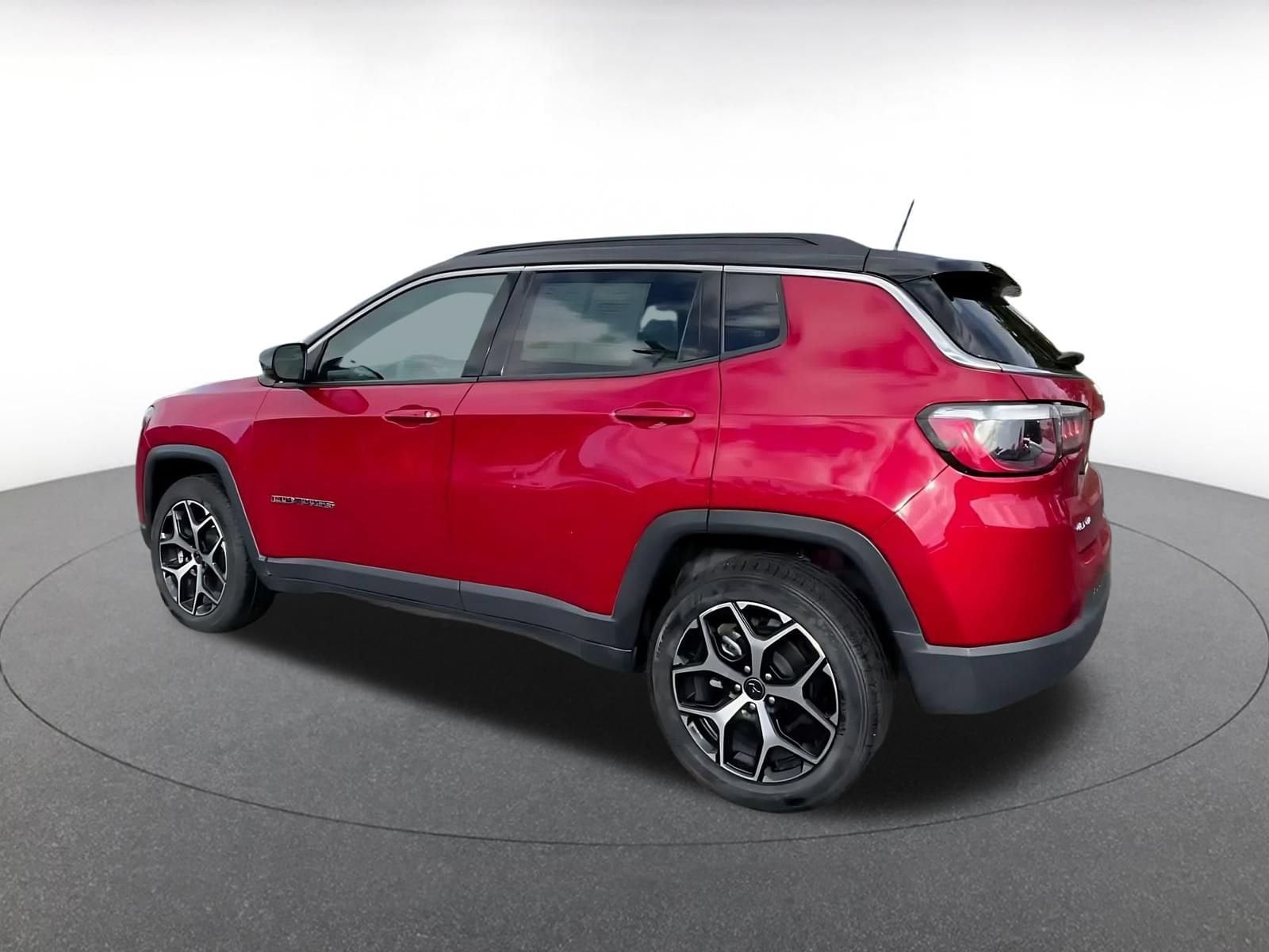 Thumbnail: 2025 Jeep Compass - 9