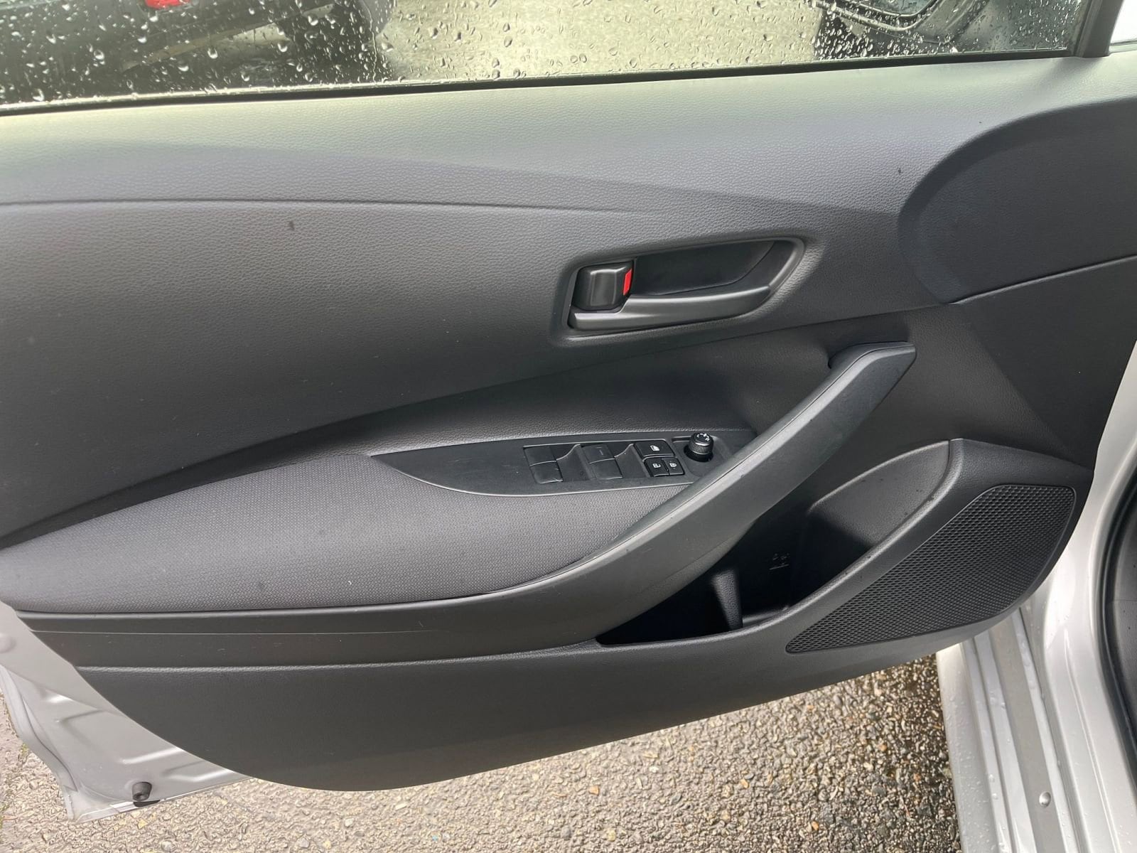 Thumbnail: 2025 Toyota Corolla - 18