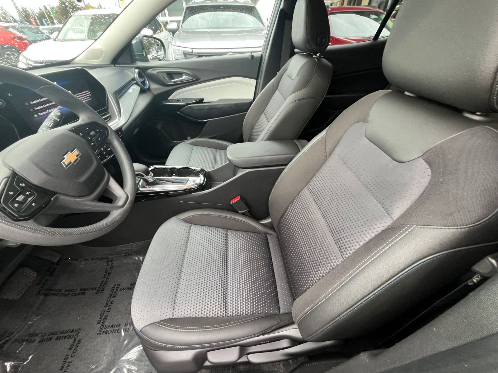 Thumbnail: 2025 Chevrolet Trax - 28