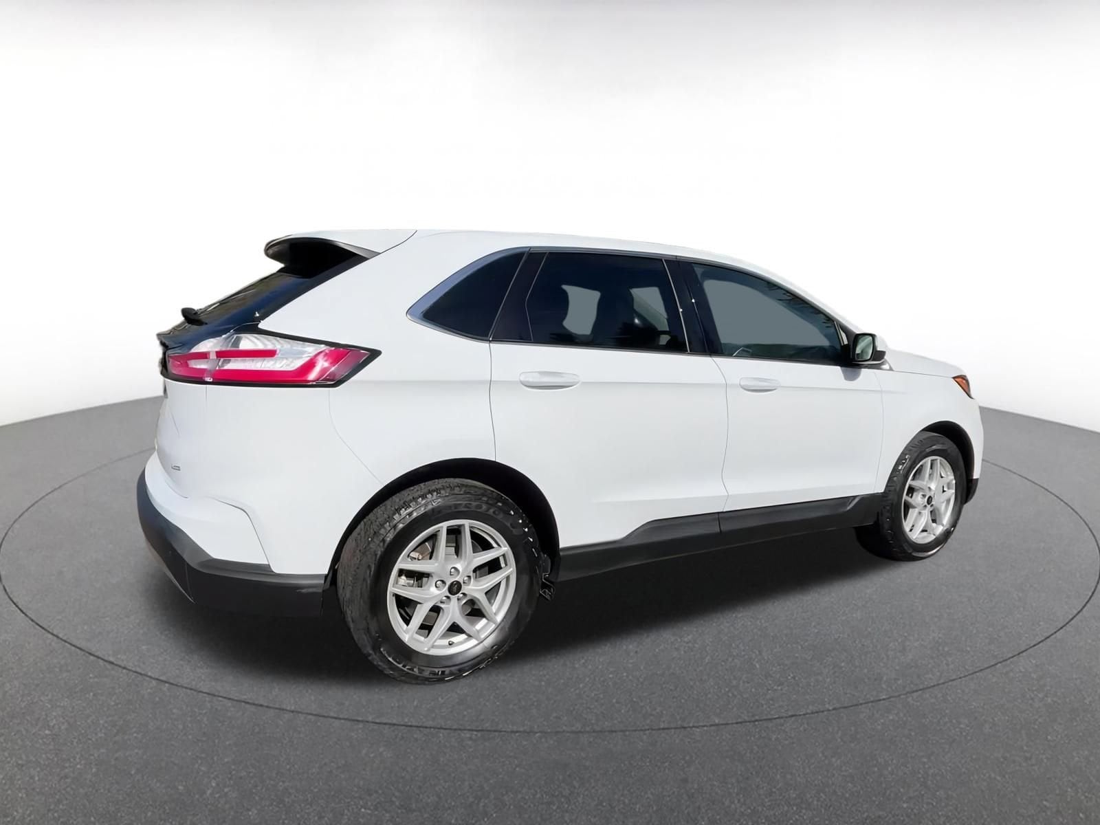 Thumbnail: 2024 Ford Edge - 15