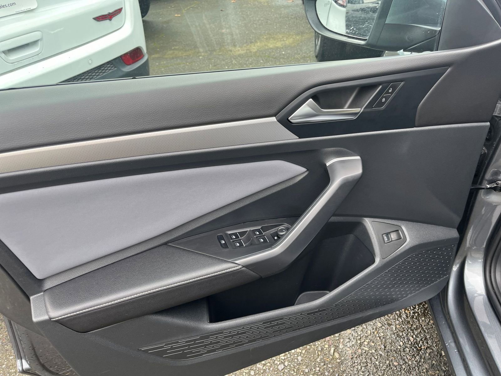 Thumbnail: 2025 Volkswagen Jetta - 18