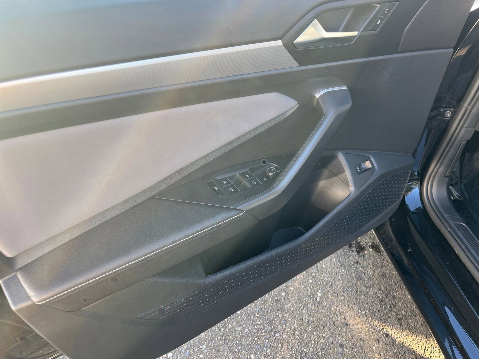 Thumbnail: 2025 Volkswagen Jetta - 18