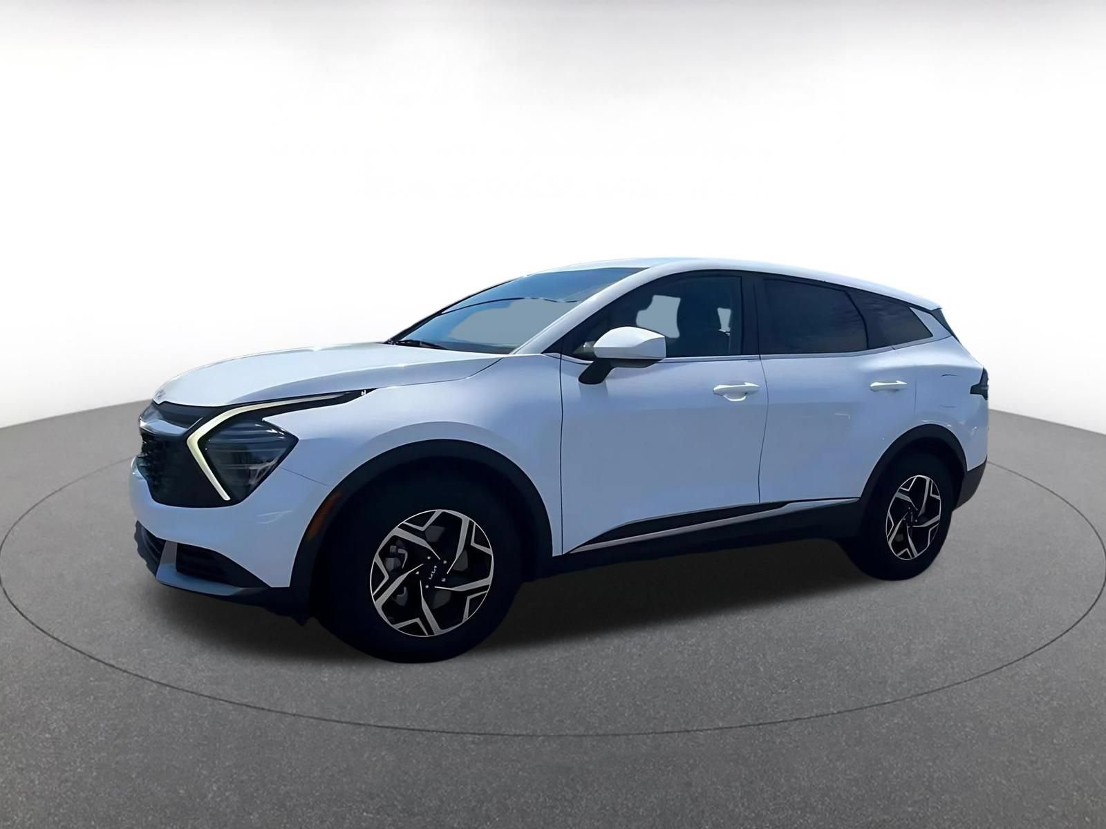 Thumbnail: 2025 Kia Sportage - 8