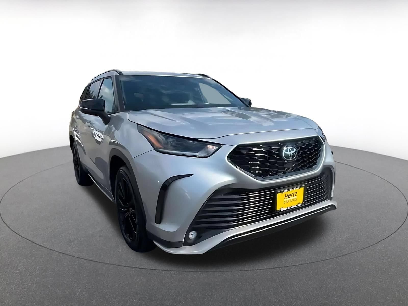 Thumbnail: 2025 Toyota Highlander - 3