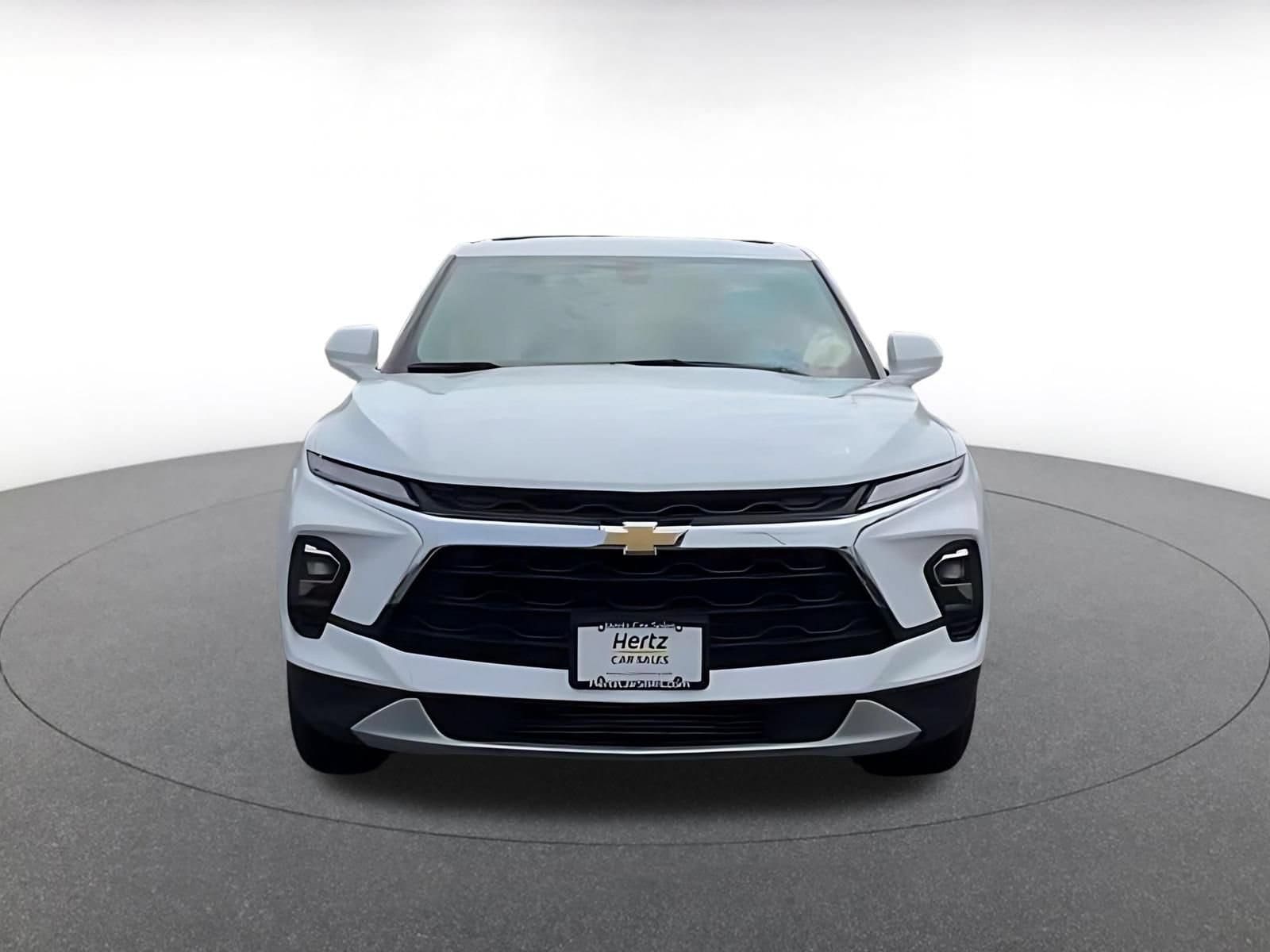 Thumbnail: 2025 Chevrolet Blazer - 4