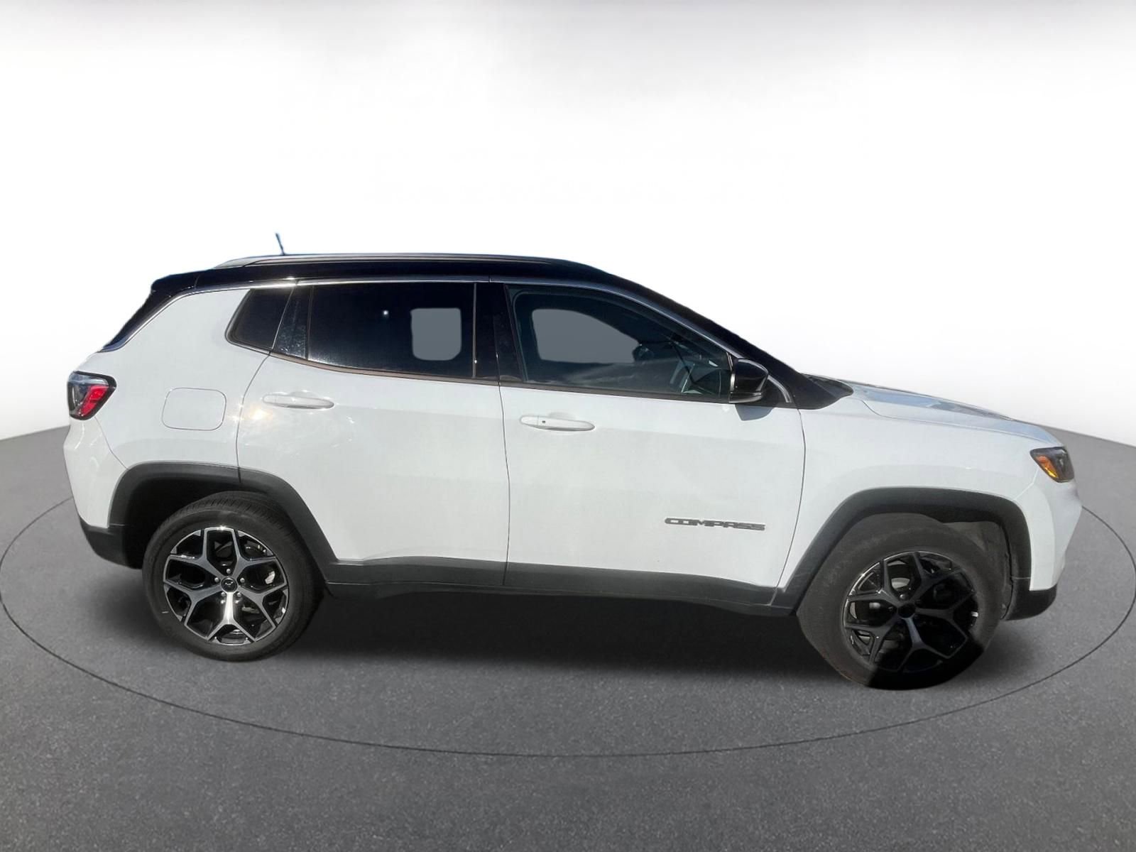 Thumbnail: 2025 Jeep Compass - 8