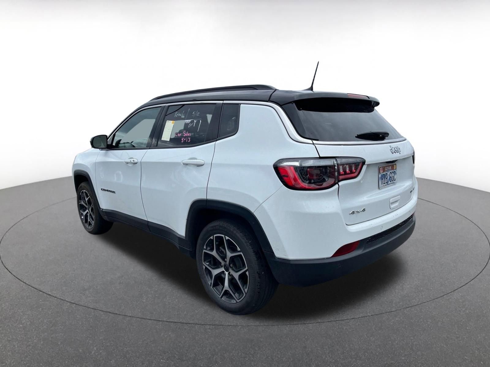 Thumbnail: 2025 Jeep Compass - 9