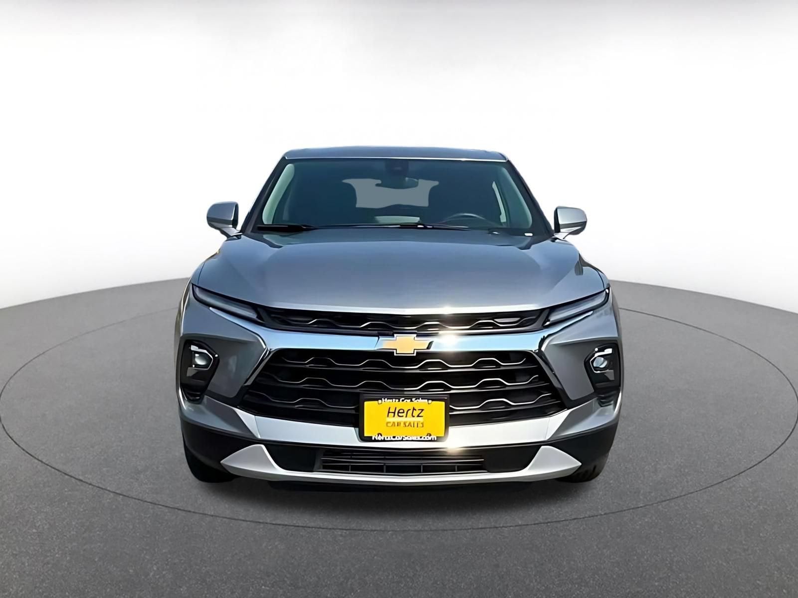 Thumbnail: 2026 Chevrolet Blazer - 4