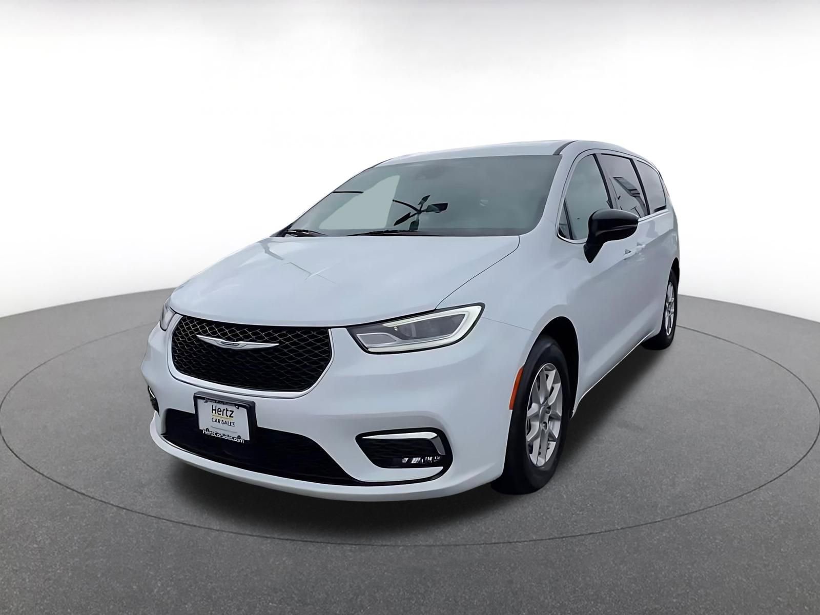 Thumbnail: 2025 Chrysler Pacifica - 7