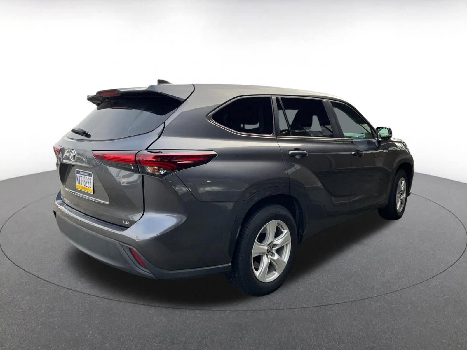 Thumbnail: 2025 Toyota Highlander - 7