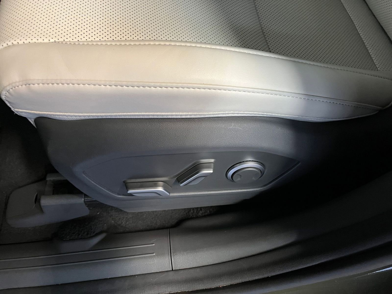 Thumbnail: 2025 Hyundai Santa Fe - 23