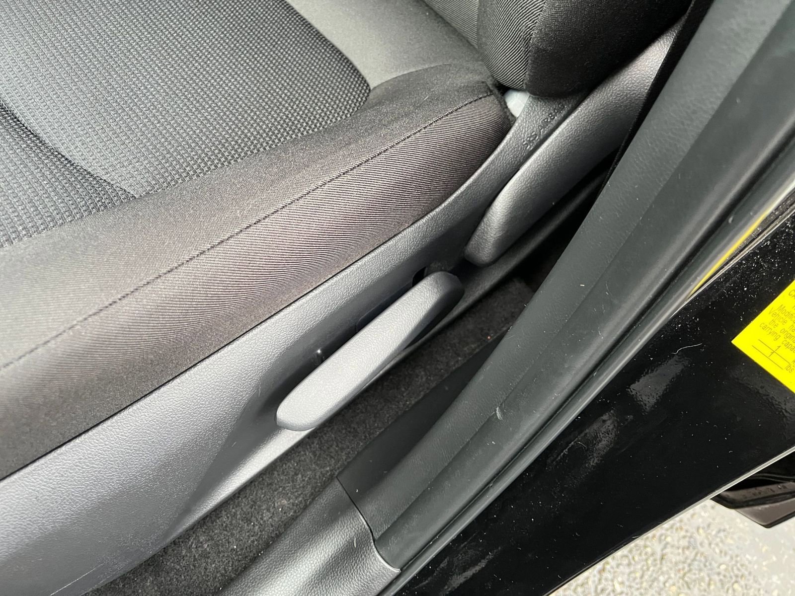 Thumbnail: 2025 Toyota RAV4 - 23