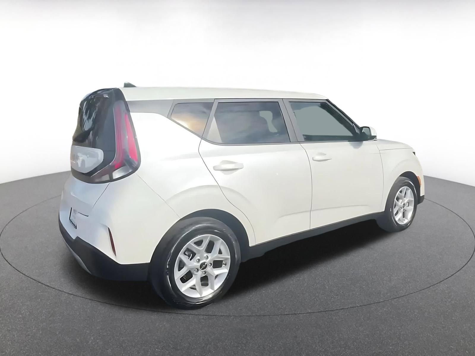 Thumbnail: 2025 Kia Soul - 15