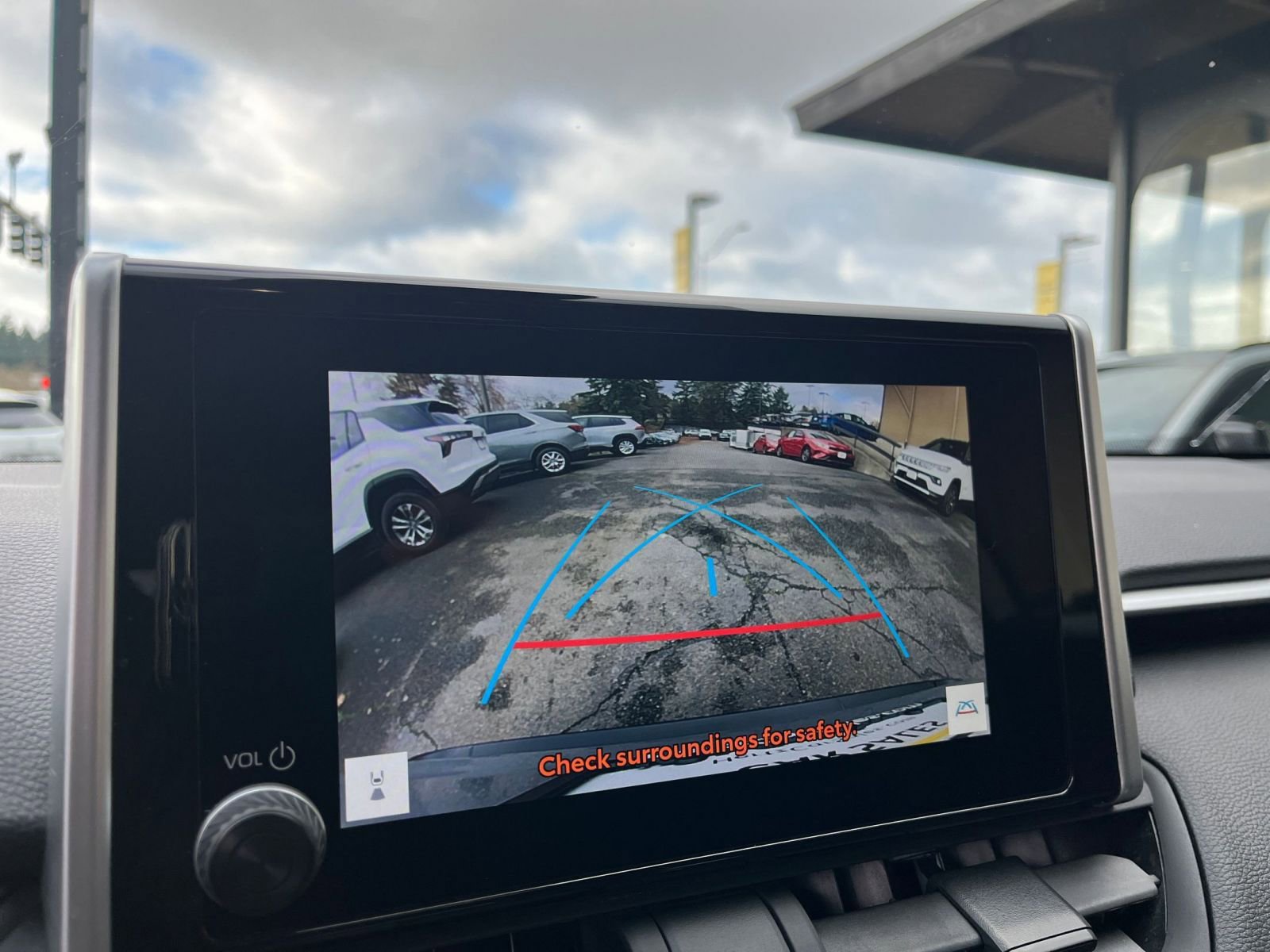 Thumbnail: 2025 Toyota RAV4 - 17