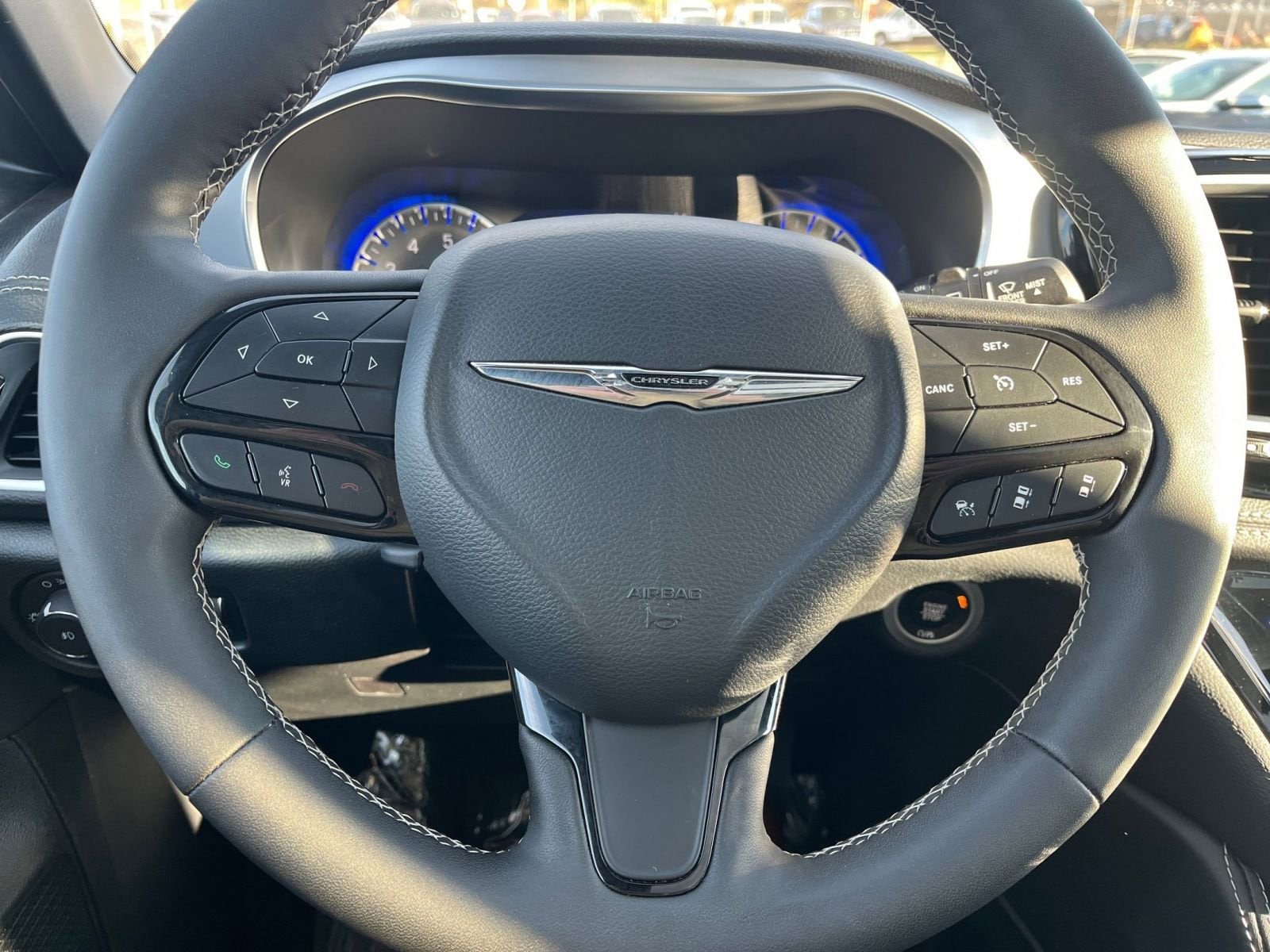 Thumbnail: 2025 Chrysler Pacifica - 31