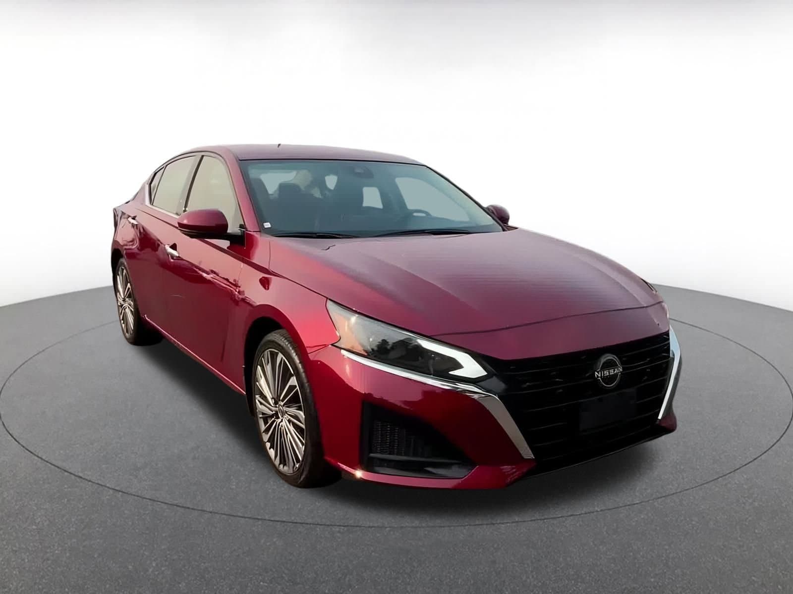 Thumbnail: 2024 Nissan Altima - 3