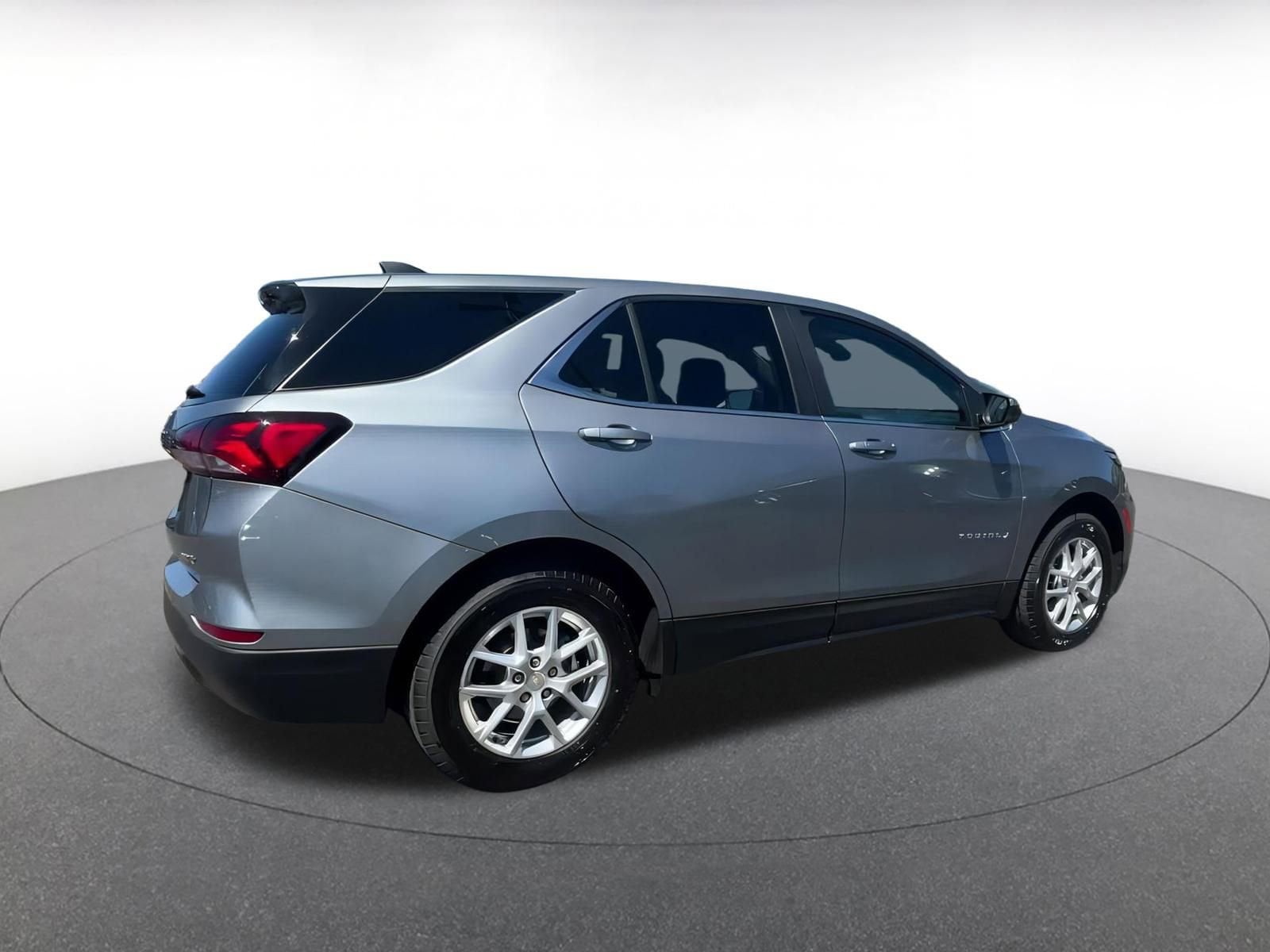 Thumbnail: 2023 Chevrolet Equinox - 15