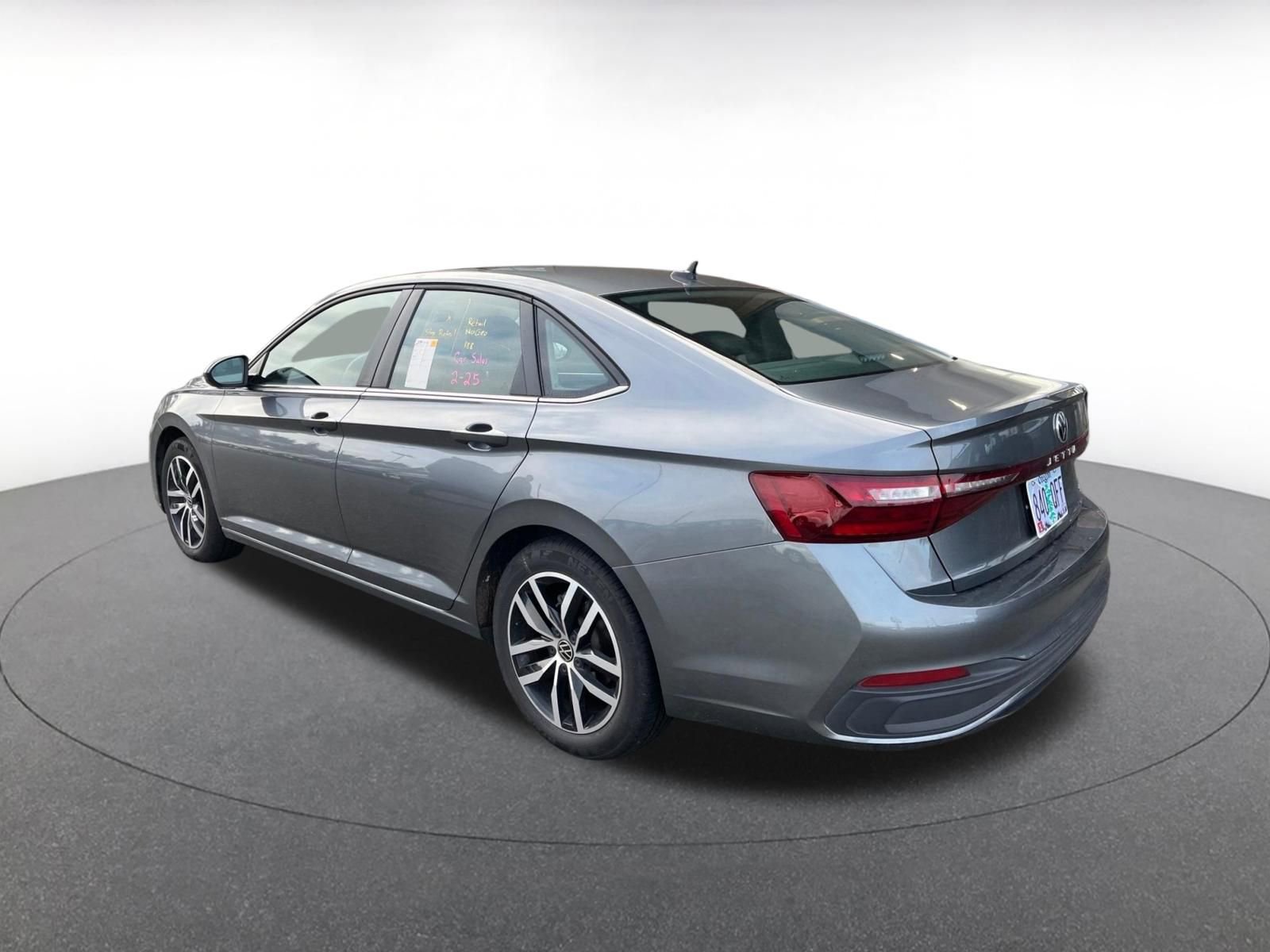 Thumbnail: 2025 Volkswagen Jetta - 5