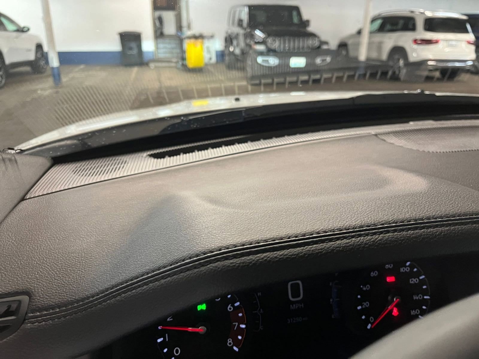 Thumbnail: 2025 Jeep Compass - 34