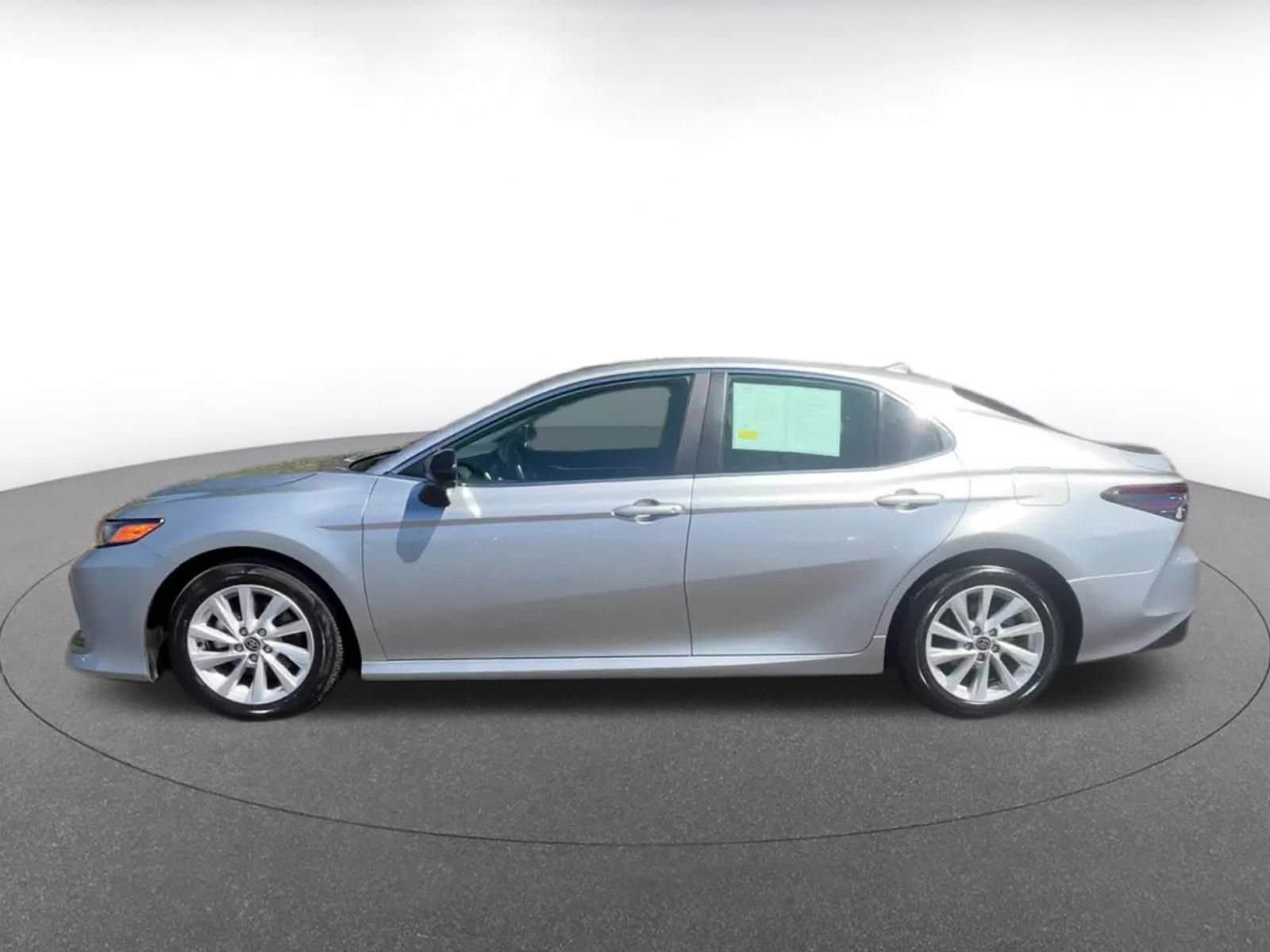 Thumbnail: 2024 Toyota Camry - 8