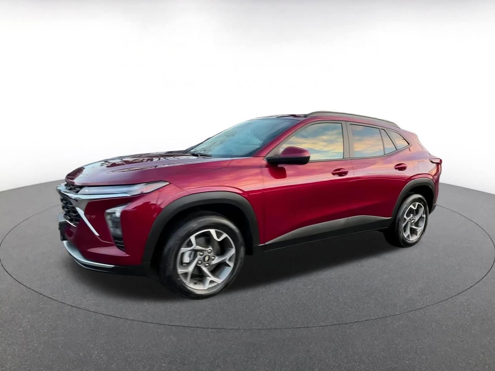 Thumbnail: 2025 Chevrolet Trax - 8