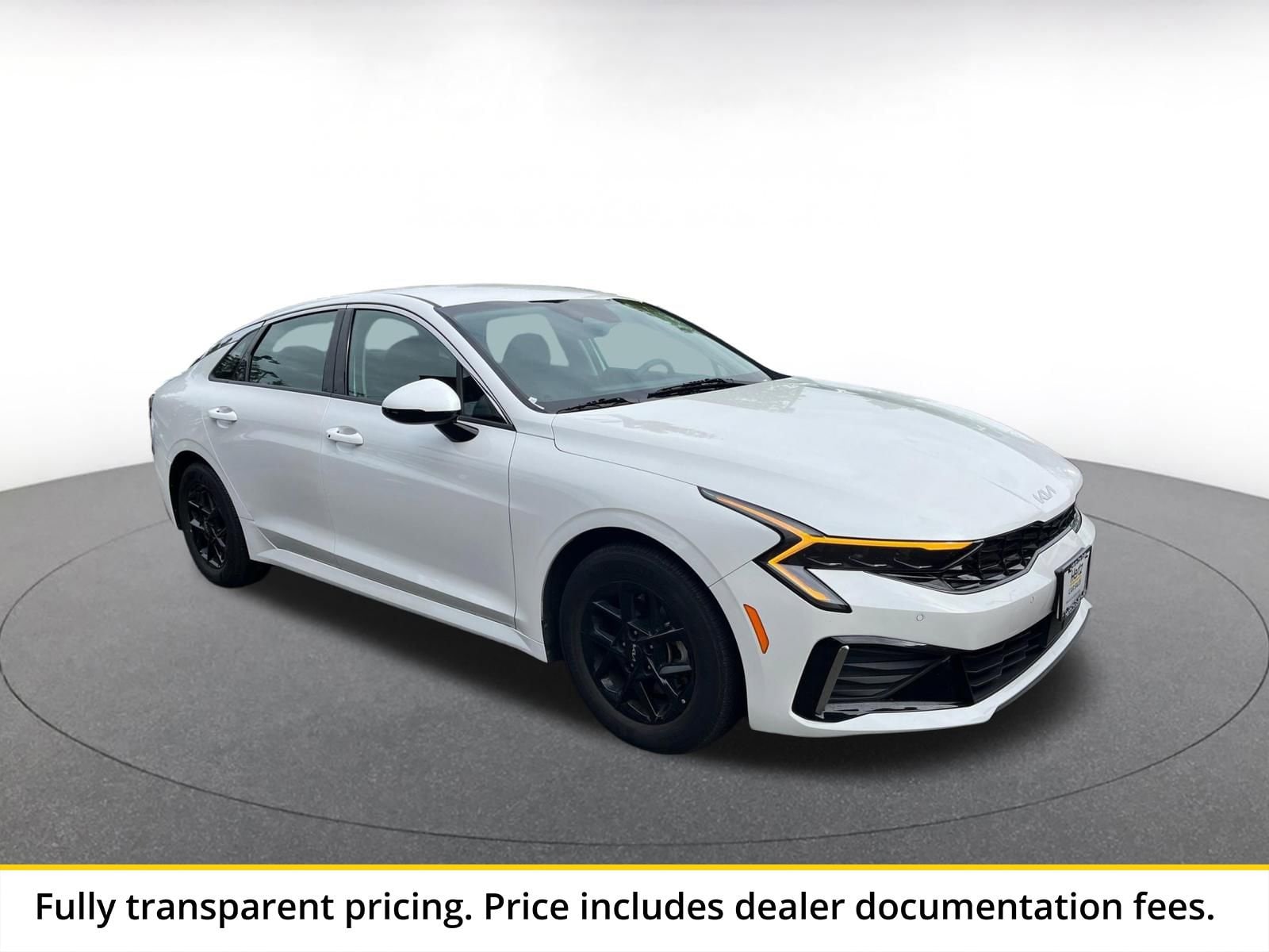 Thumbnail: 2025 Kia K5 - 1