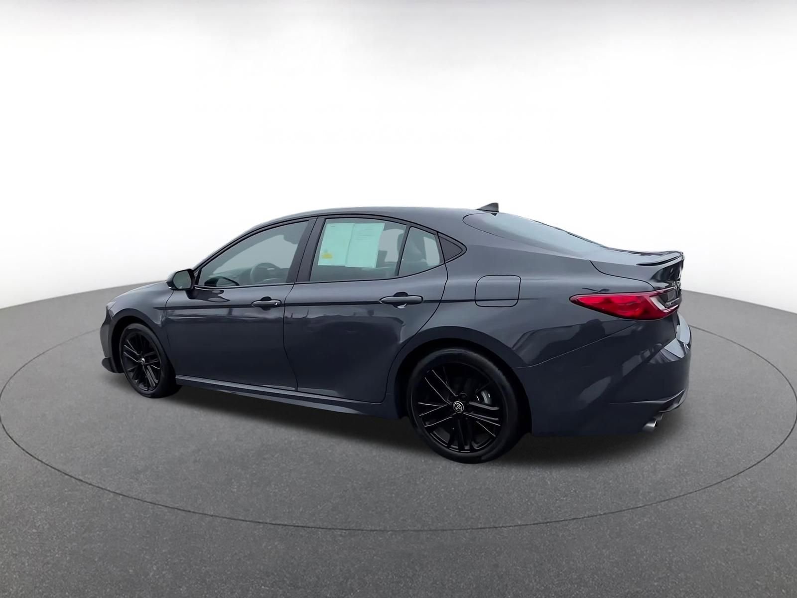 Thumbnail: 2025 Toyota Camry - 10