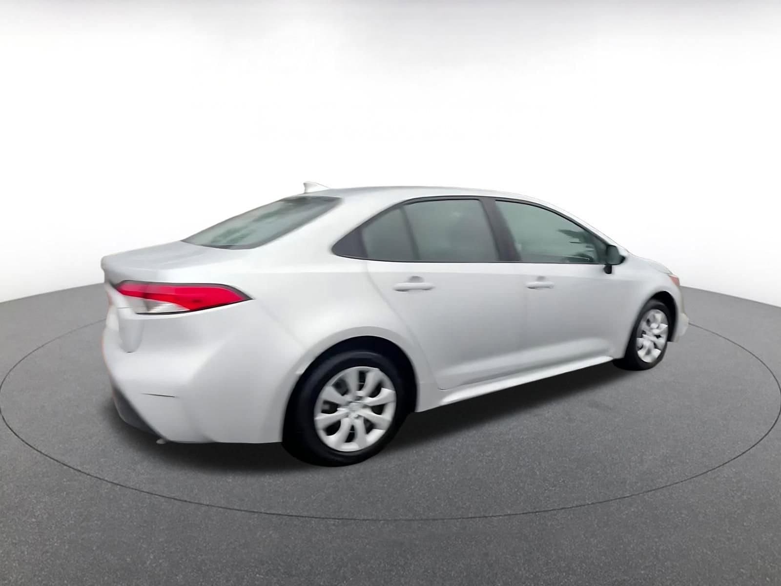 Thumbnail: 2025 Toyota Corolla - 14