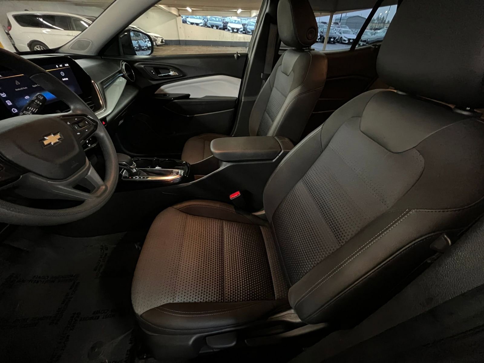 Thumbnail: 2025 Chevrolet Trax - 27