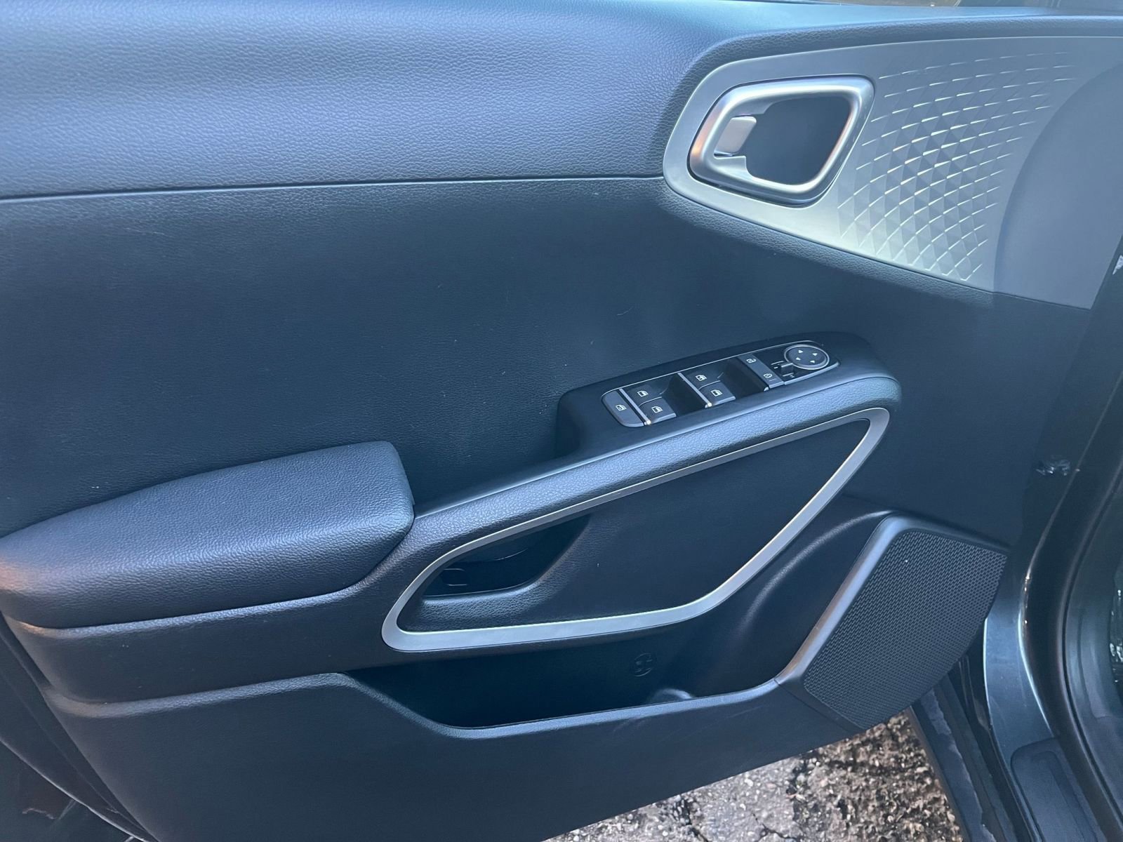 Thumbnail: 2025 Kia Soul - 18