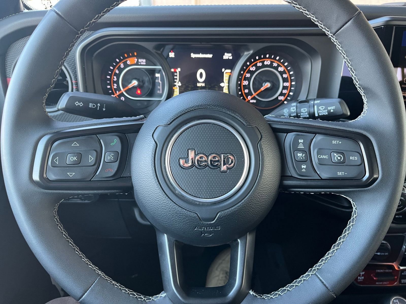 Thumbnail: 2025 Jeep Wrangler - 28