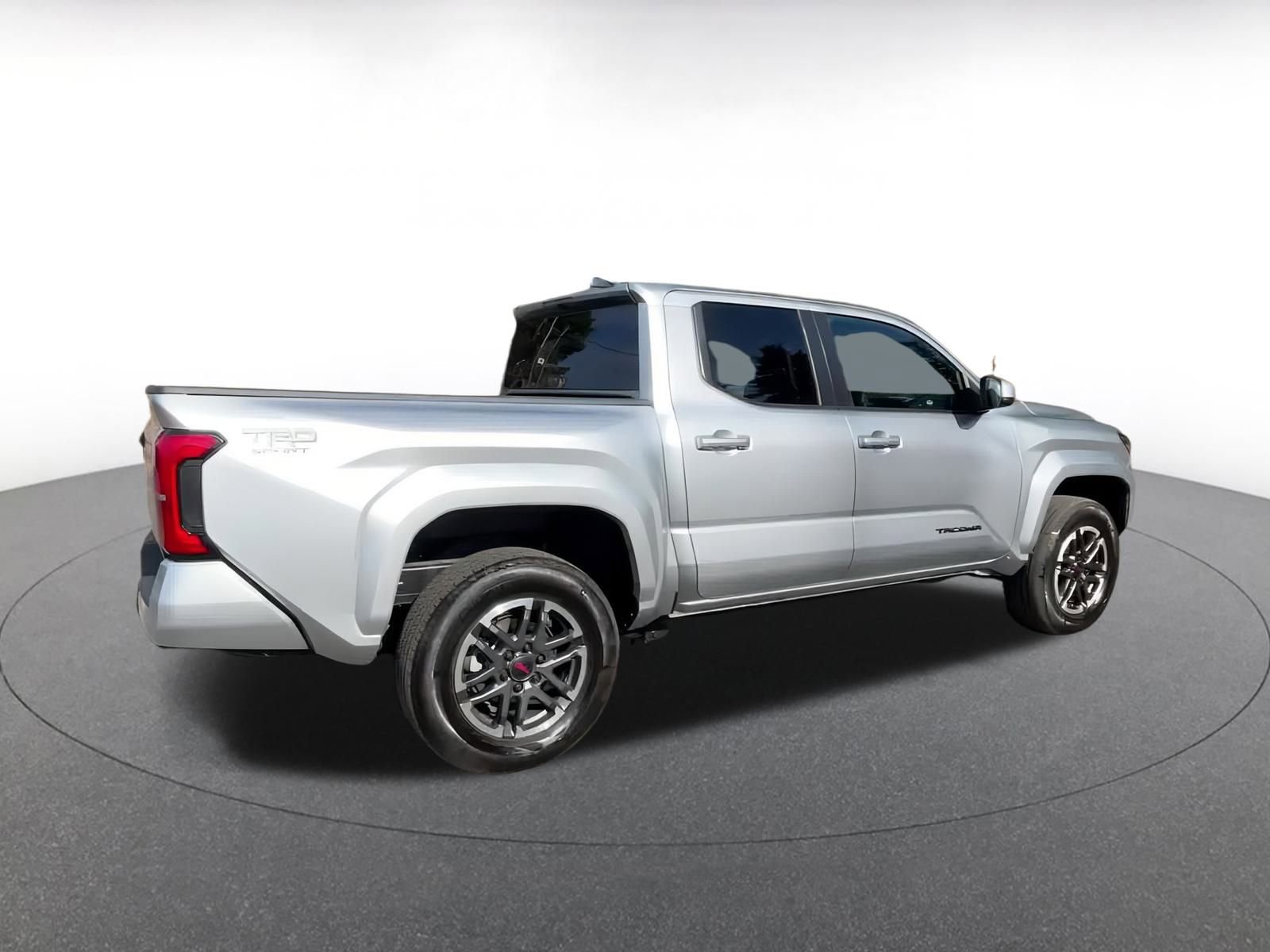 Thumbnail: 2024 Toyota Tacoma - 14