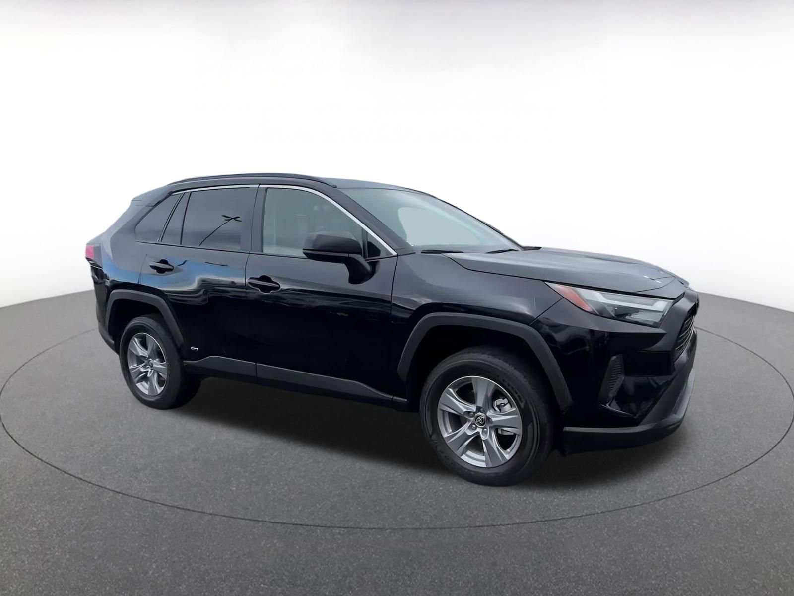 Thumbnail: 2025 Toyota RAV4 - 2