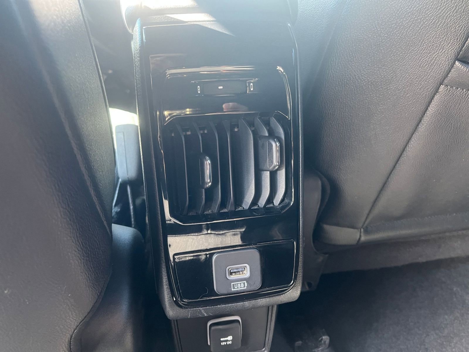 Thumbnail: 2025 Jeep Compass - 23