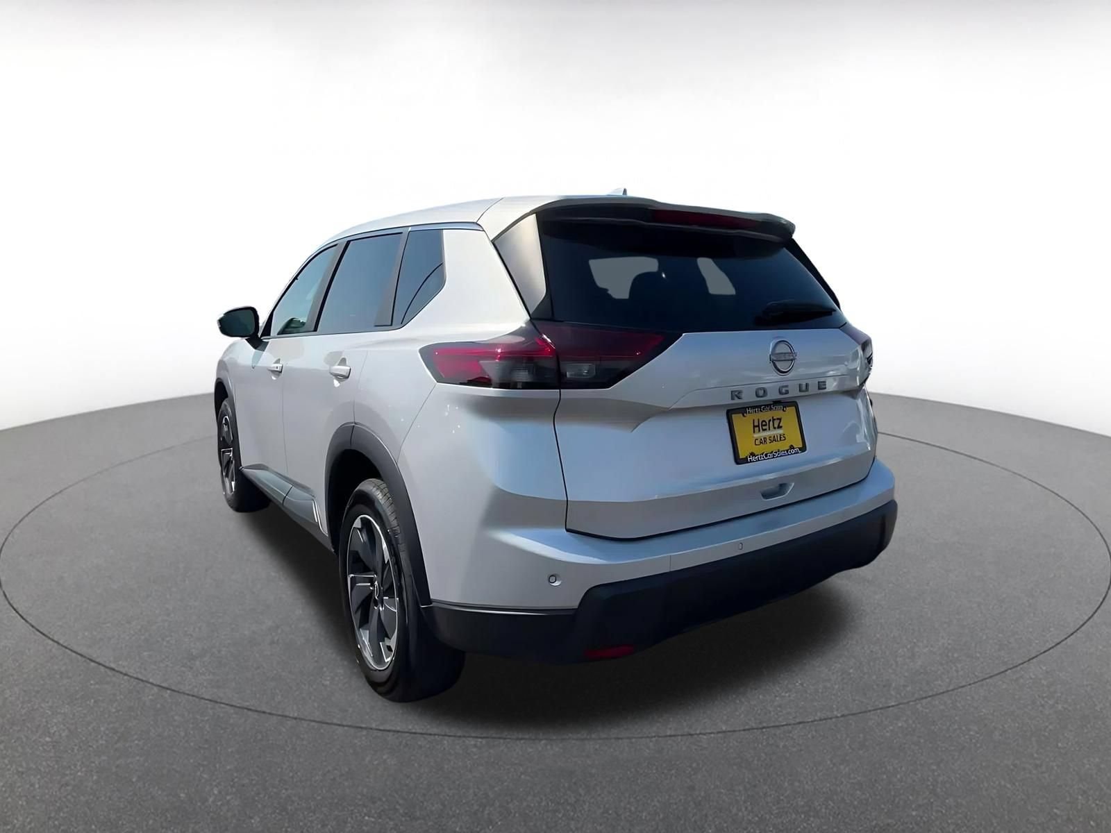 Thumbnail: 2025 Nissan Rogue - 10