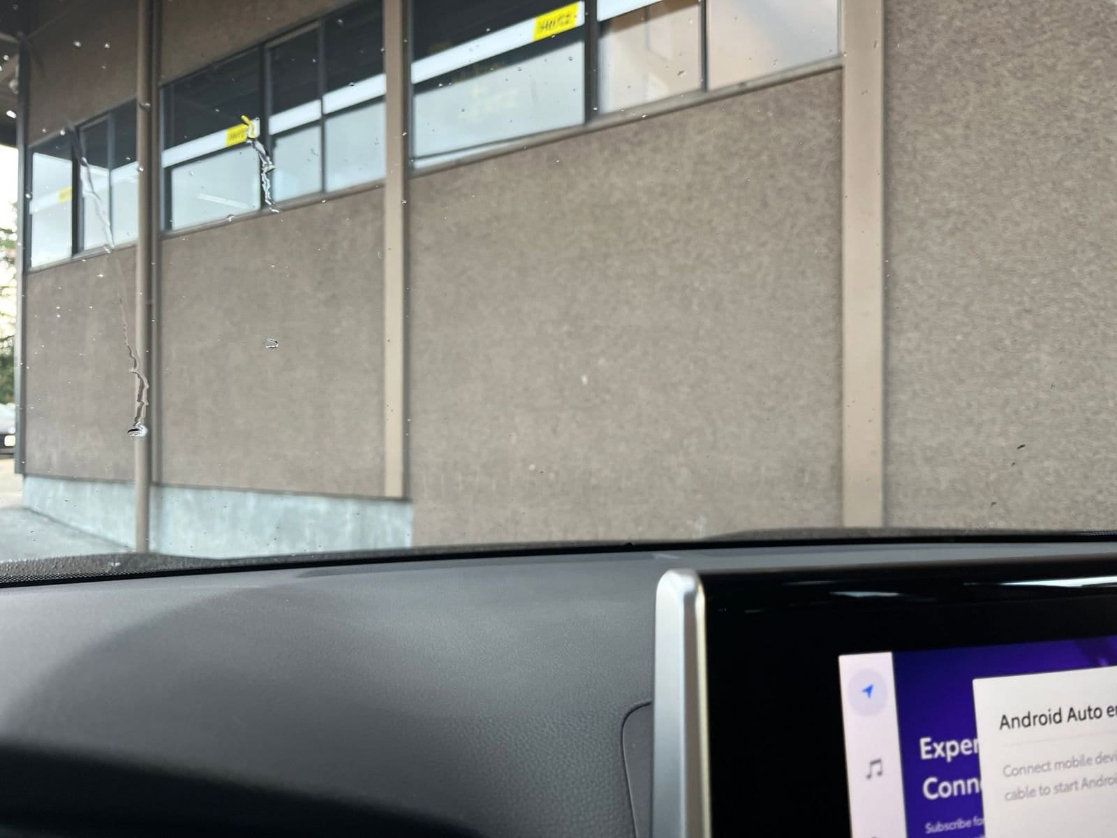 Thumbnail: 2025 Toyota RAV4 - 18